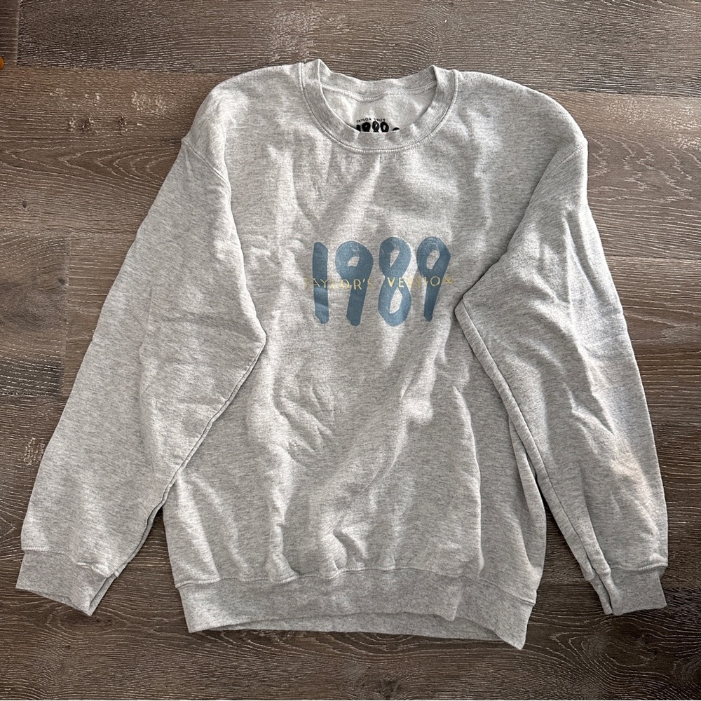taylor swift 1989 sweatshirt